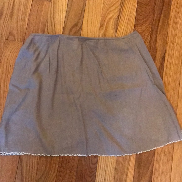 Skirt - Picture 2 of 2